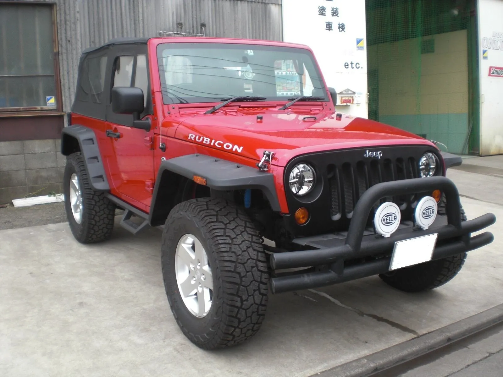 相模原市南区 Jeep ラングラー 社外 ブレーキキャリパー ディスクローター ブレーキパッド ブレーキホース 交換 アメ車 外車